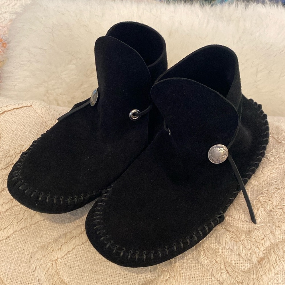Earthing Grounding Moccasins - Excellent Condition.